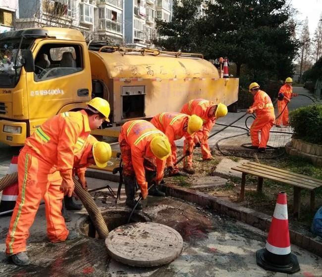 兴隆华侨农场市政管道清淤